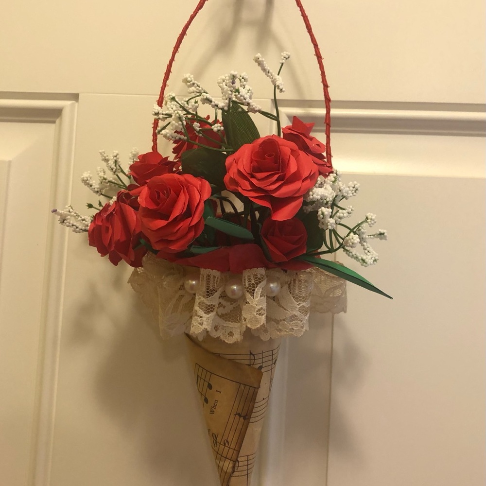 Victorian Cornucopia/Nose Gay